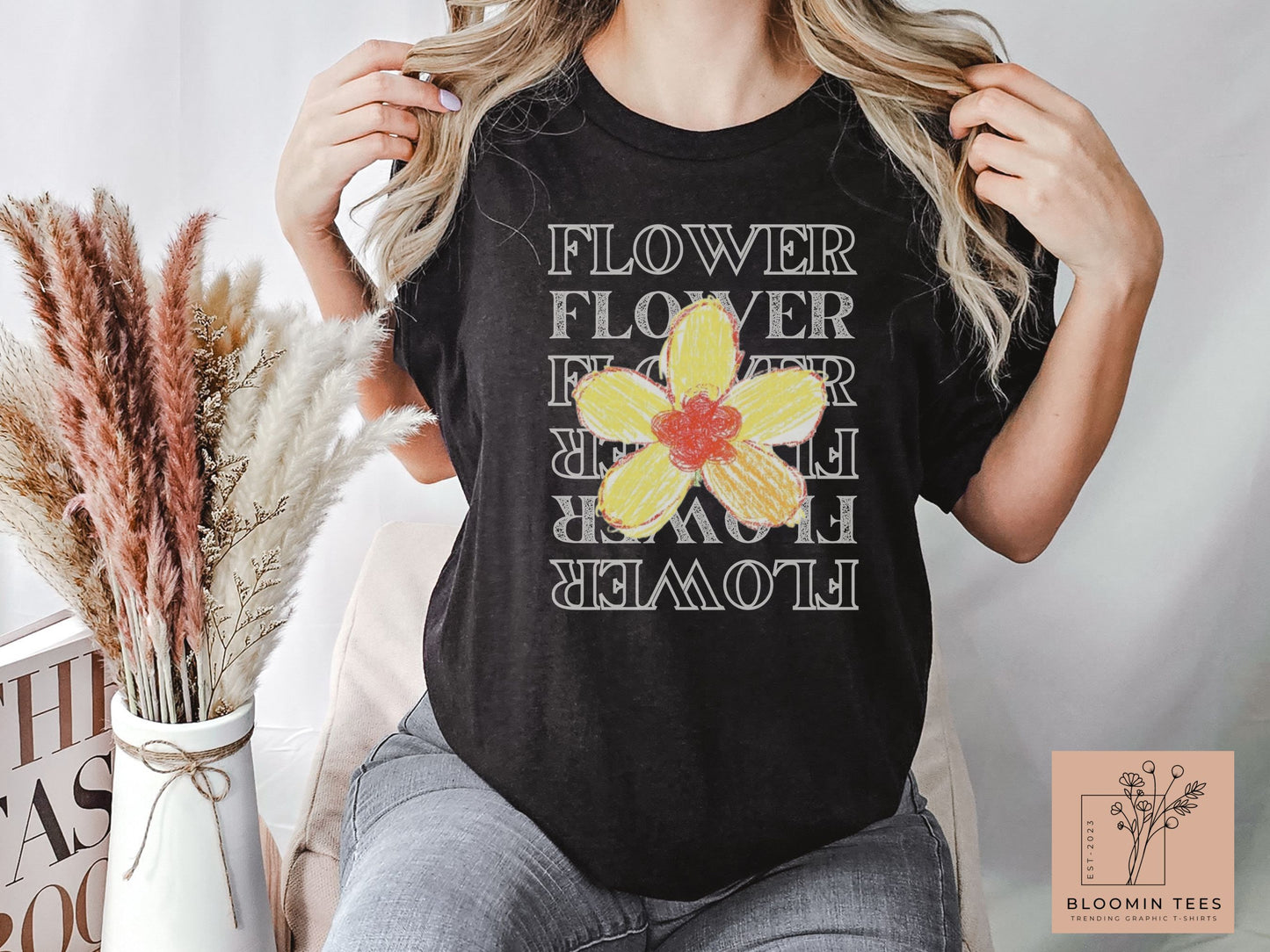 Minimalist Flower T-shirt, Vintage Floral Graphic Tee, Gift for Her